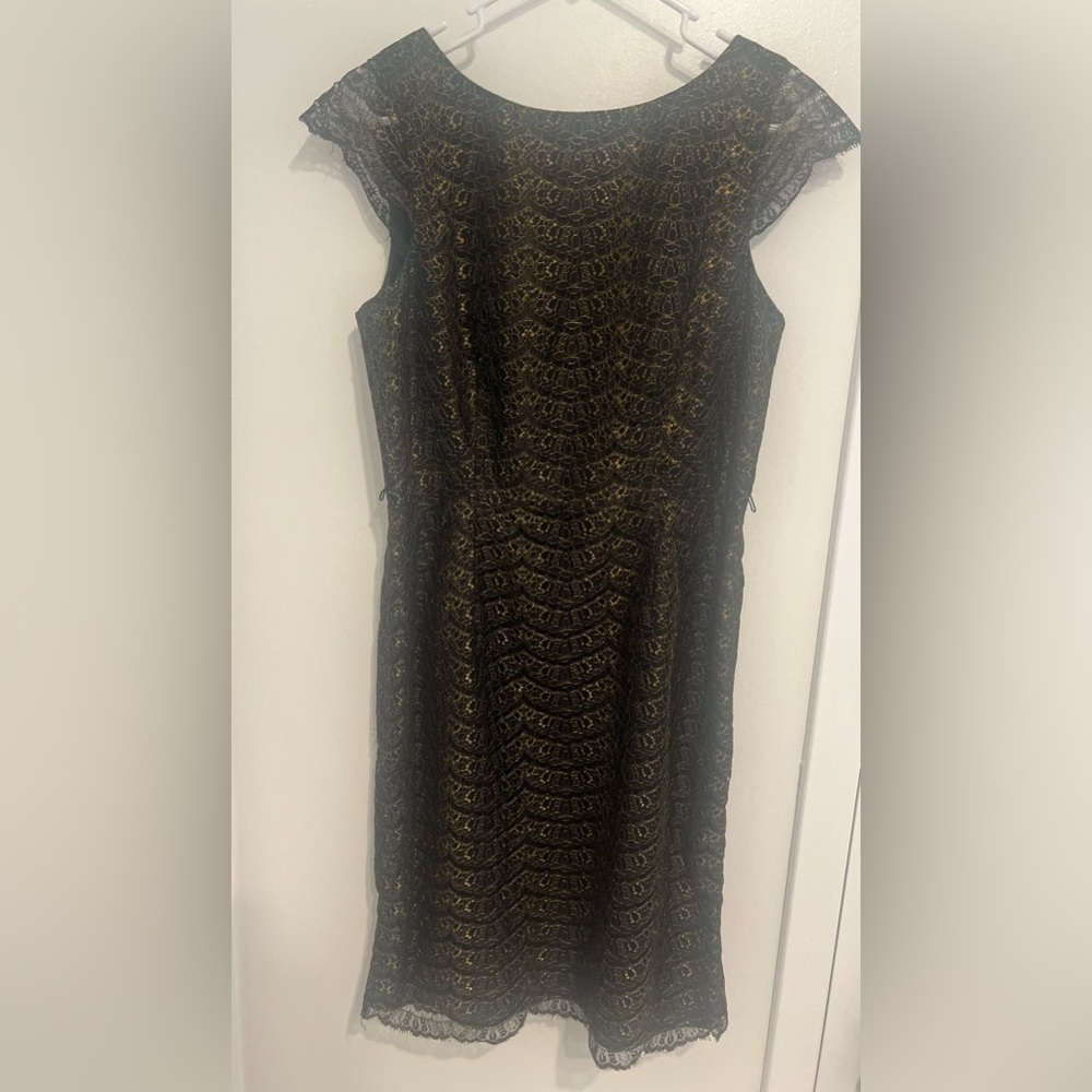 Calvin Klein Elegant Black and Gold Midi Dress